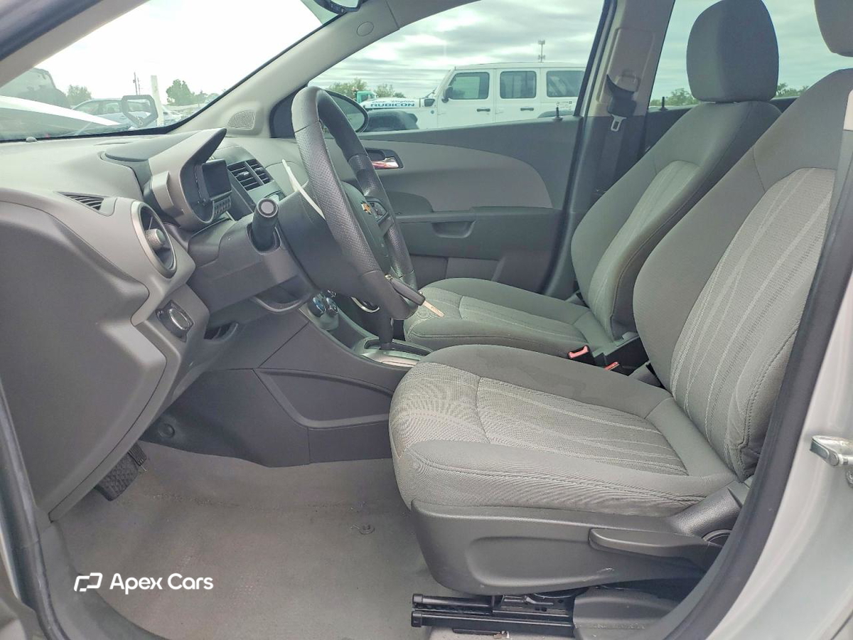 Chevrolet Sonic 2013