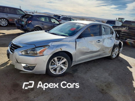 Nissan Altima 2015 - Image 1 of 13