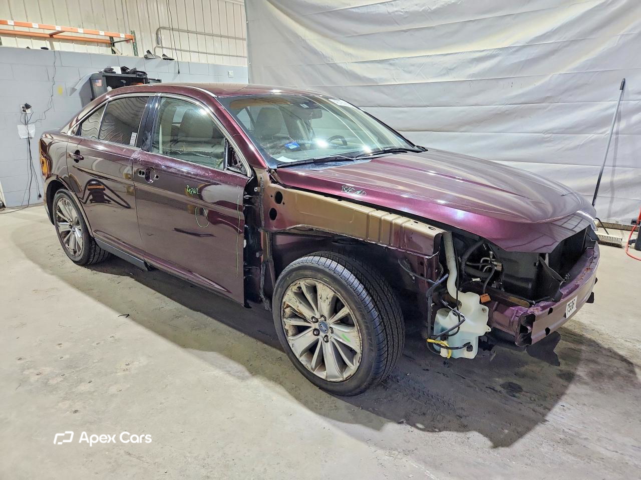 Ford Taurus 2011