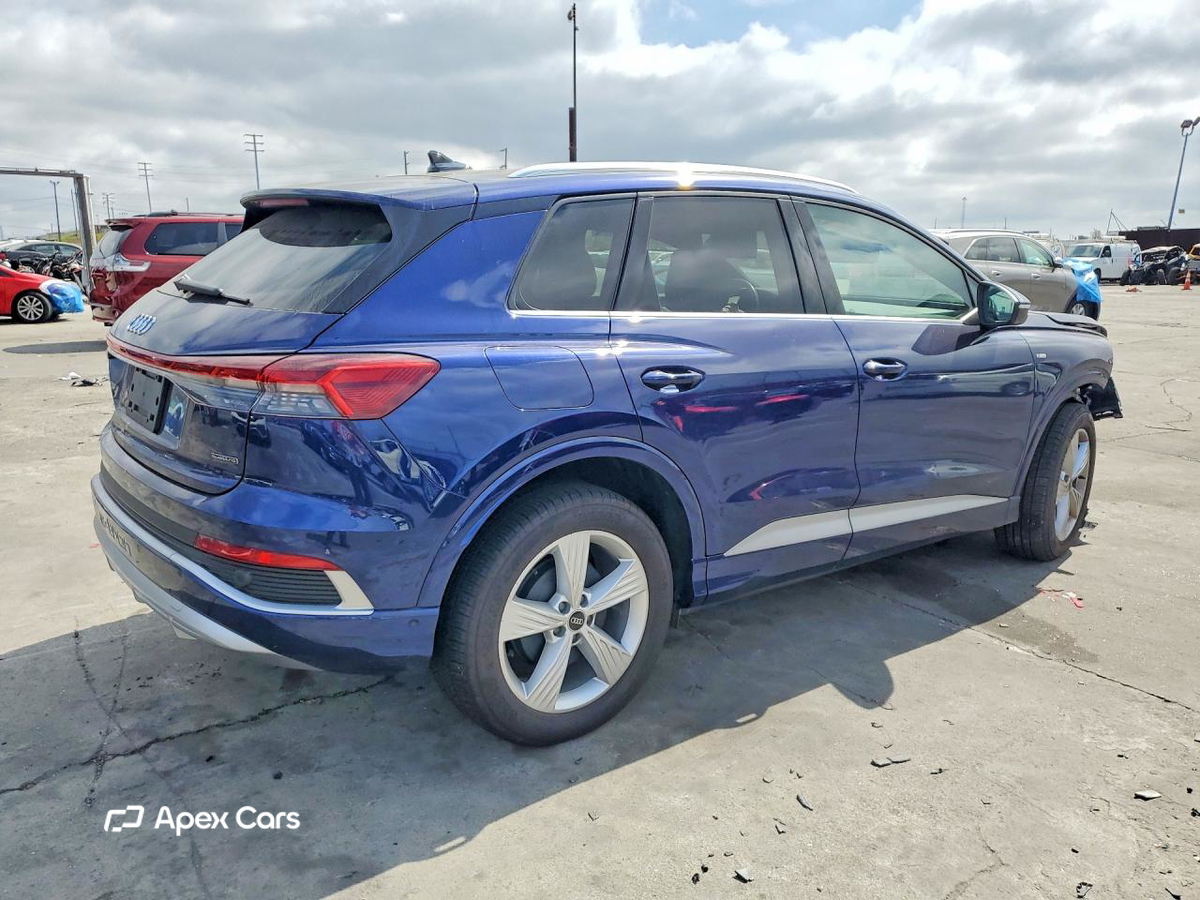Audi Q4 e-tron 2024