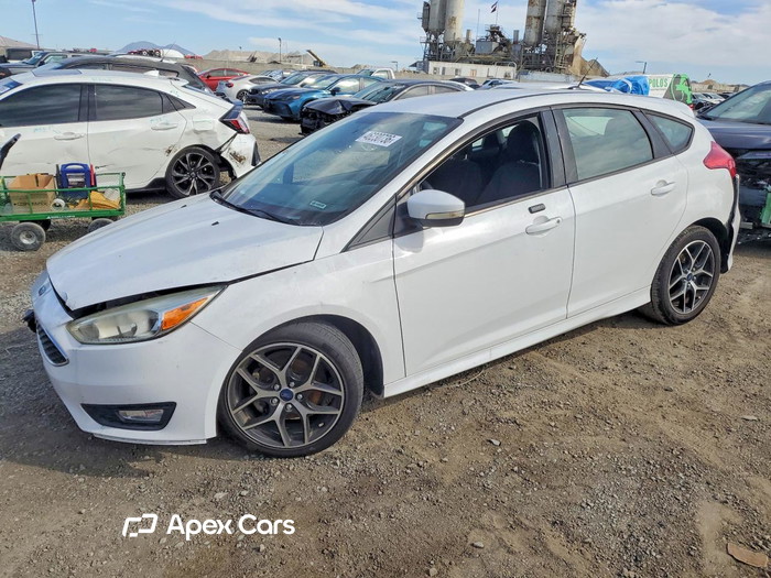 2016 Ford Focus - Image 1 of 5