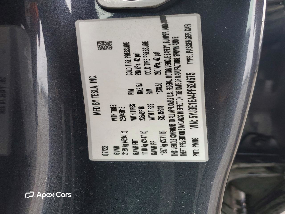 Tesla Model 3 2023