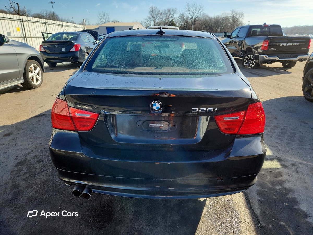 BMW Series 3 2011