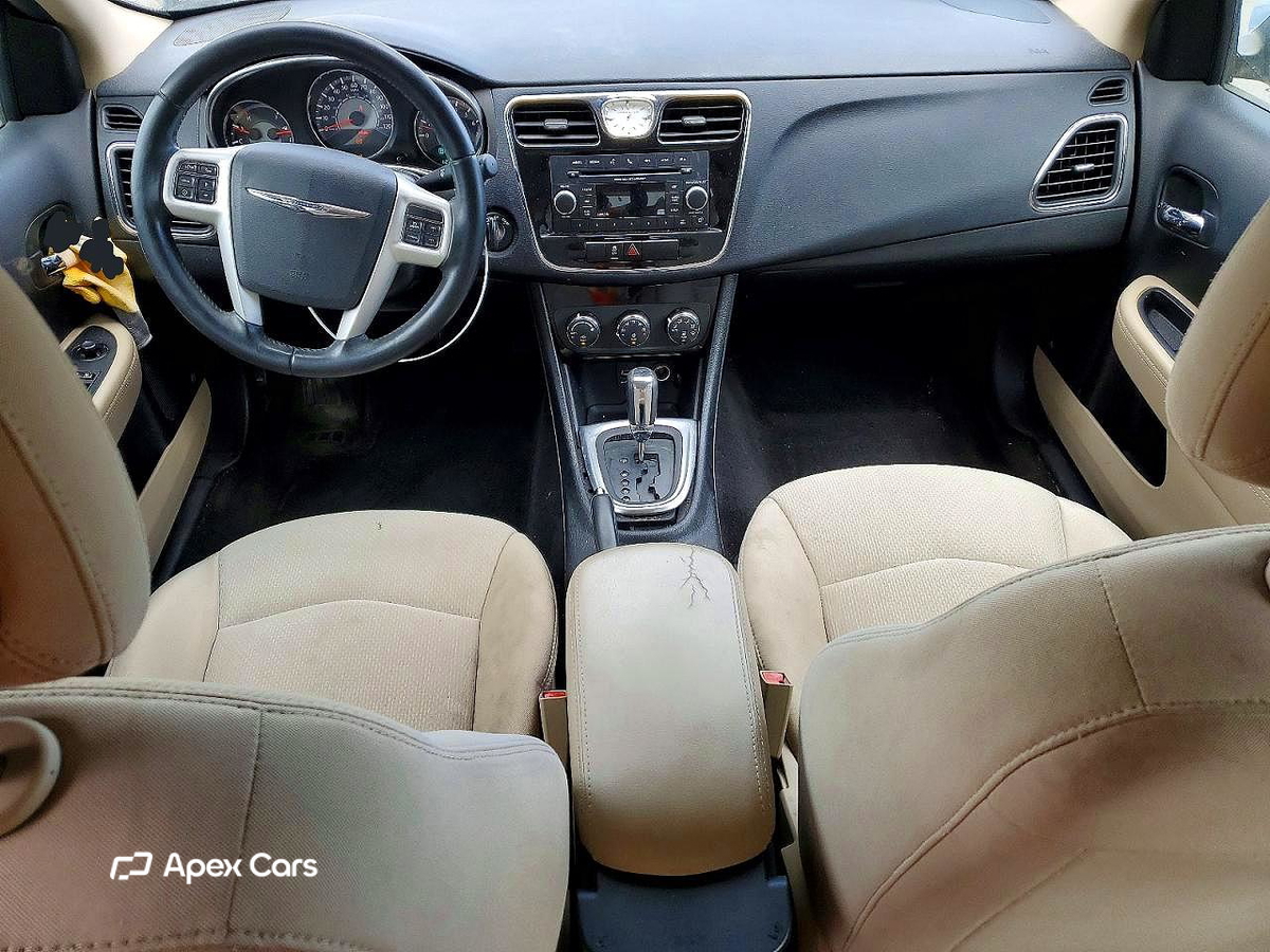 Chrysler 200 2013