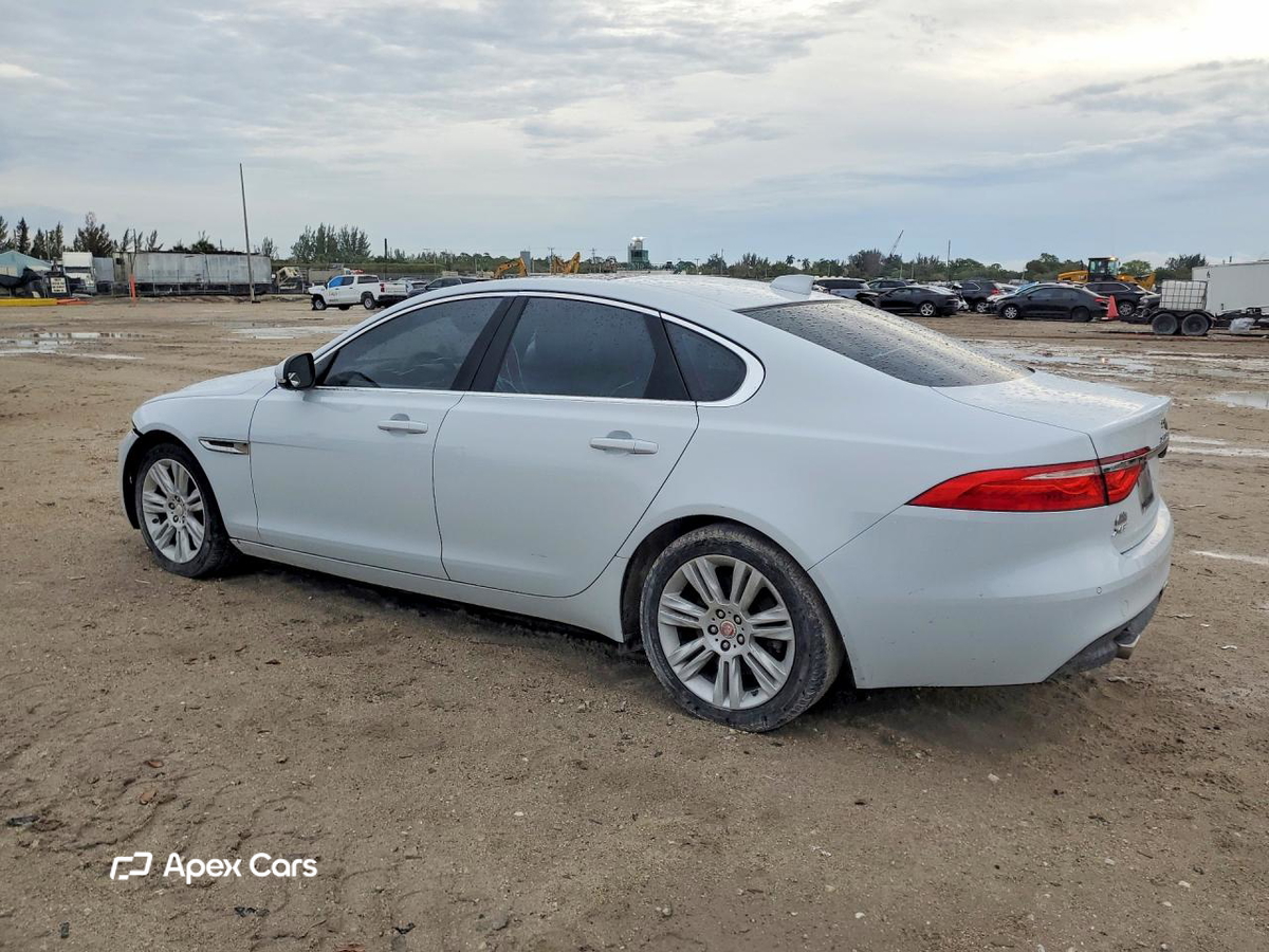 Jaguar XF 2016