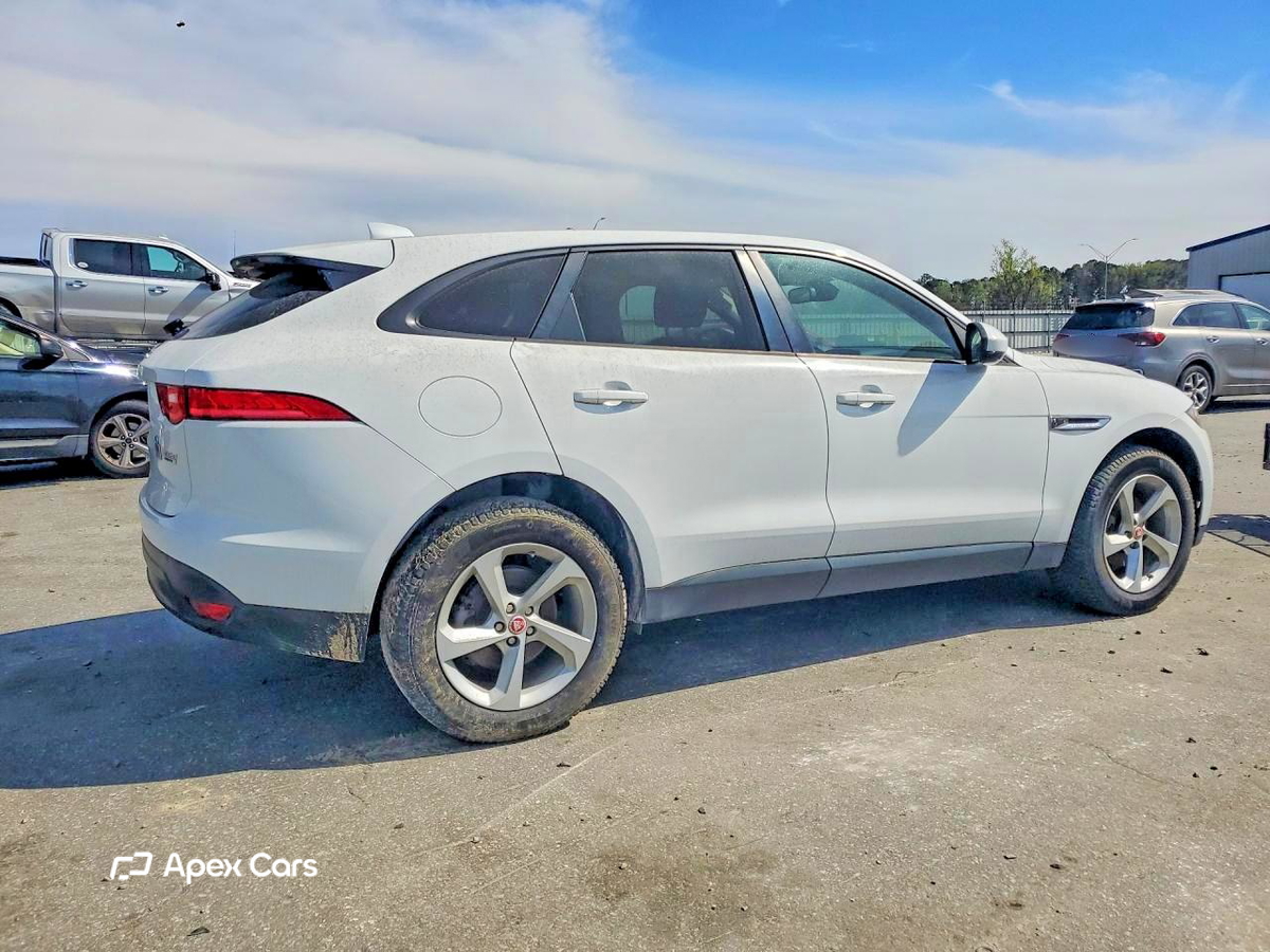Jaguar F-Pace 2017