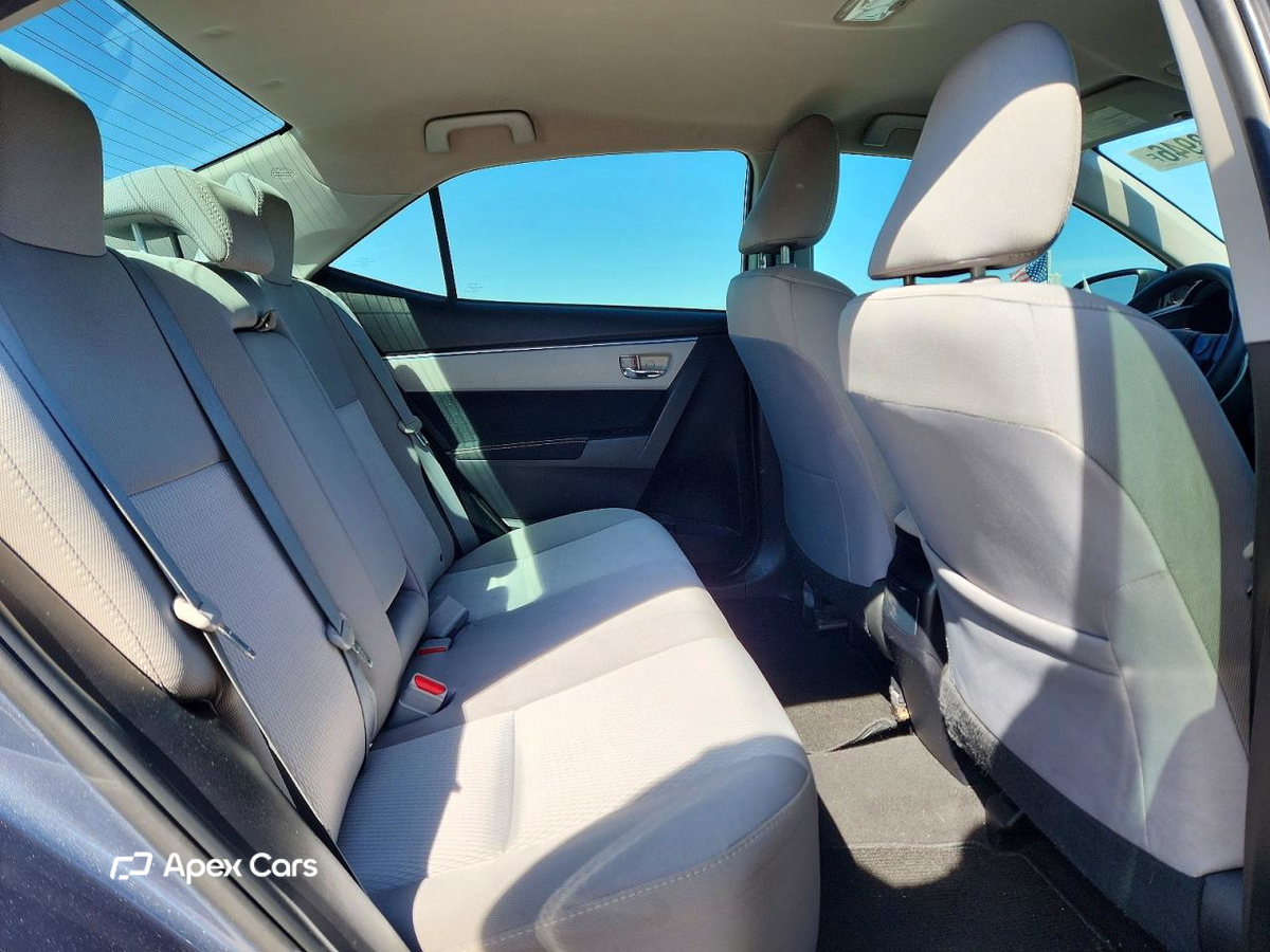 Toyota Corolla 2015