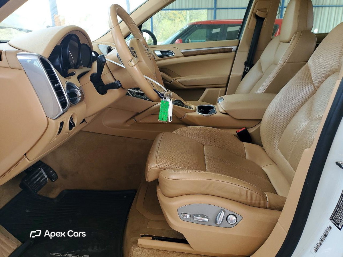 Porsche Cayenne 2014
