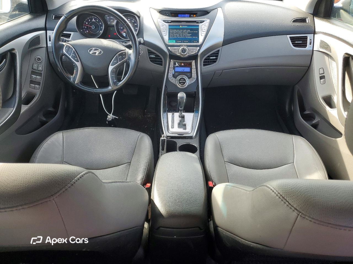 Hyundai Elantra 2013