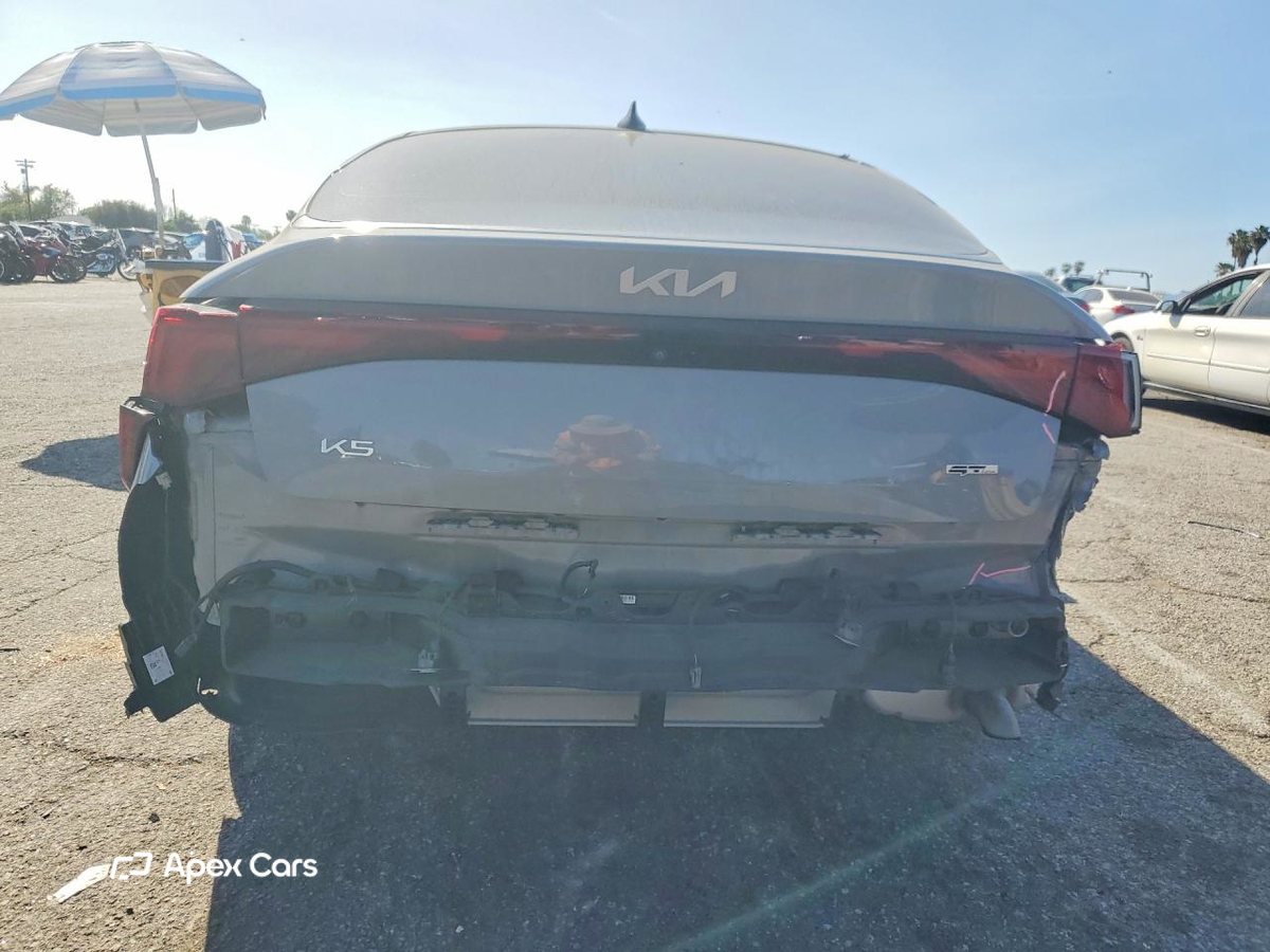 Kia K5 2025