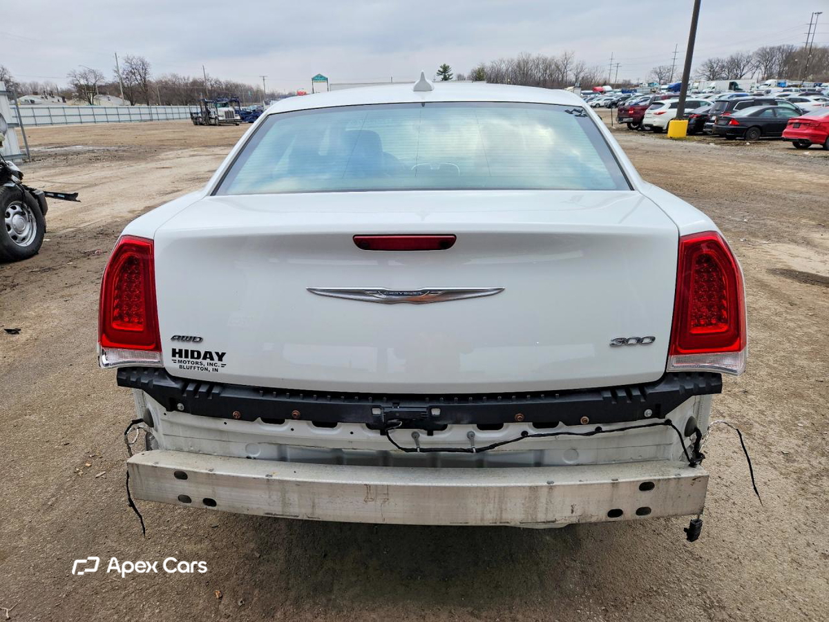 Chrysler 300 2016
