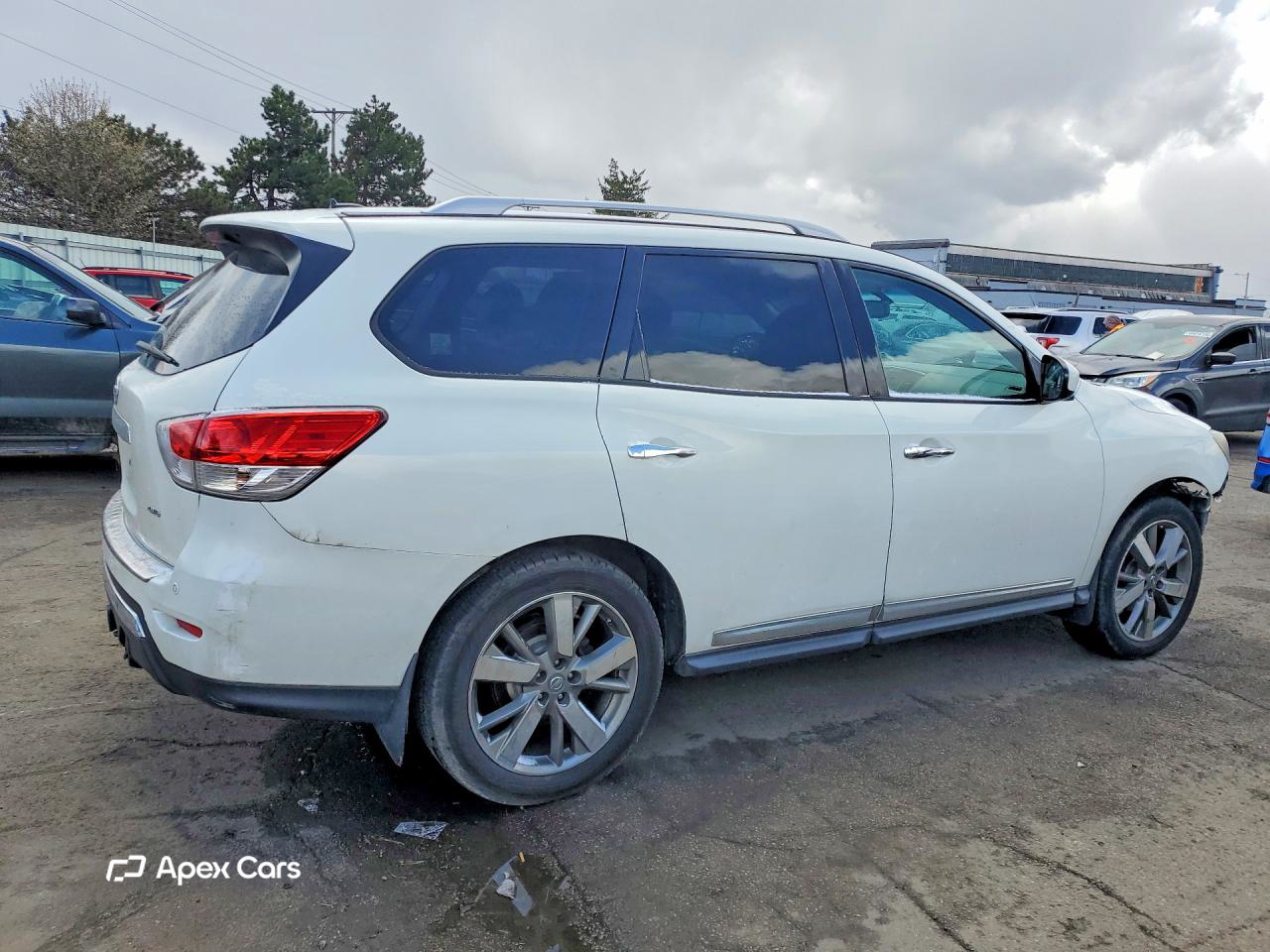 Nissan Pathfinder 2014