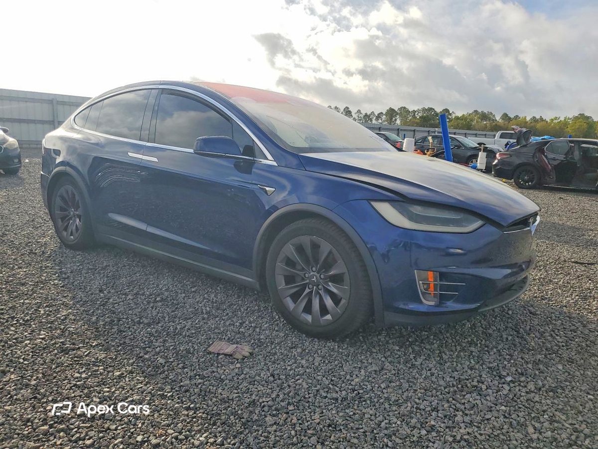 Tesla Model X 2018