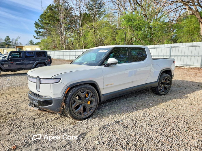 2022 Rivian R1T - Image 1 of 5