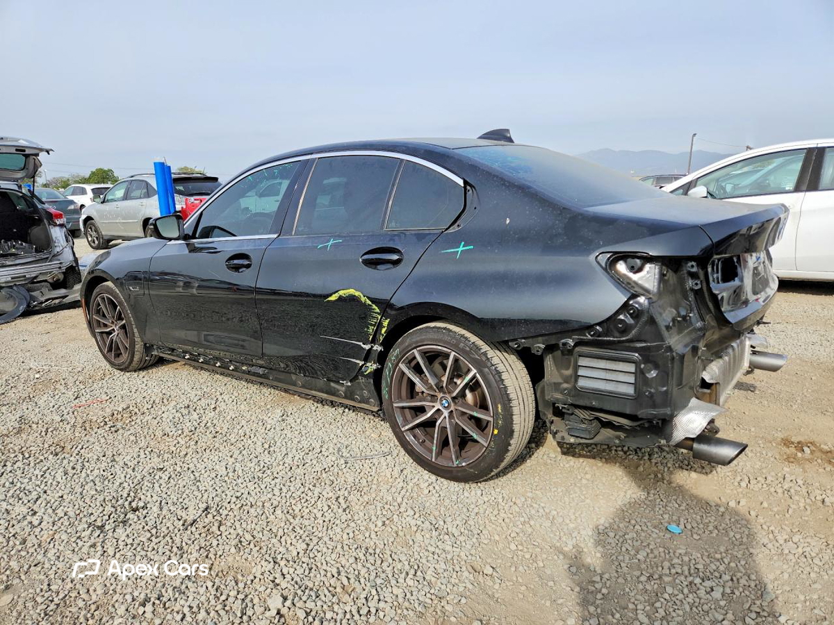 BMW Series 3 2022