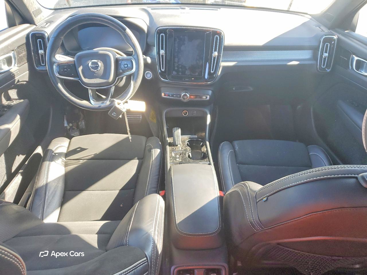 Volvo XC40 2021