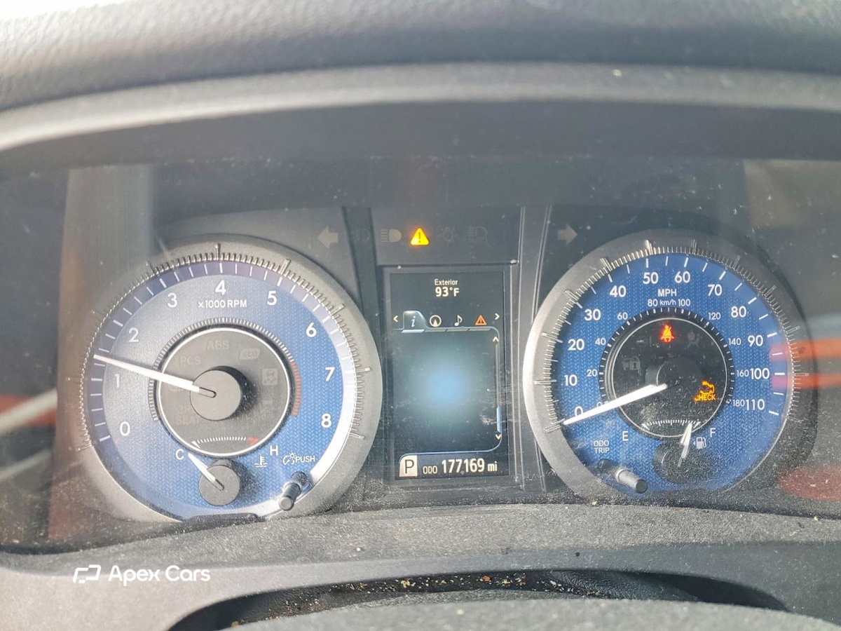 Toyota Sienna 2015