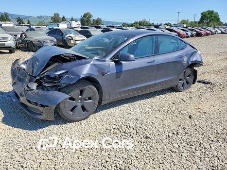 Tesla Model 3 2023 - Image 1 of 13