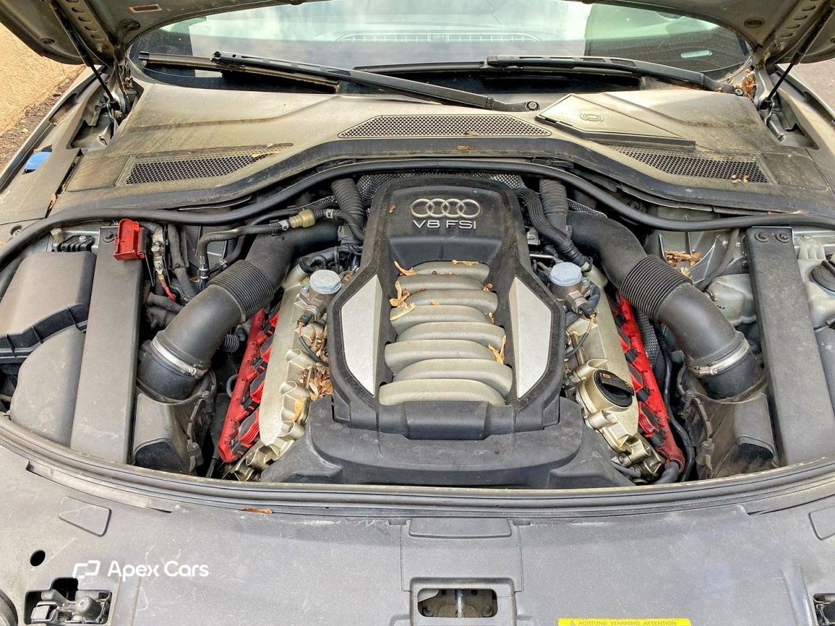 Audi A8 2011