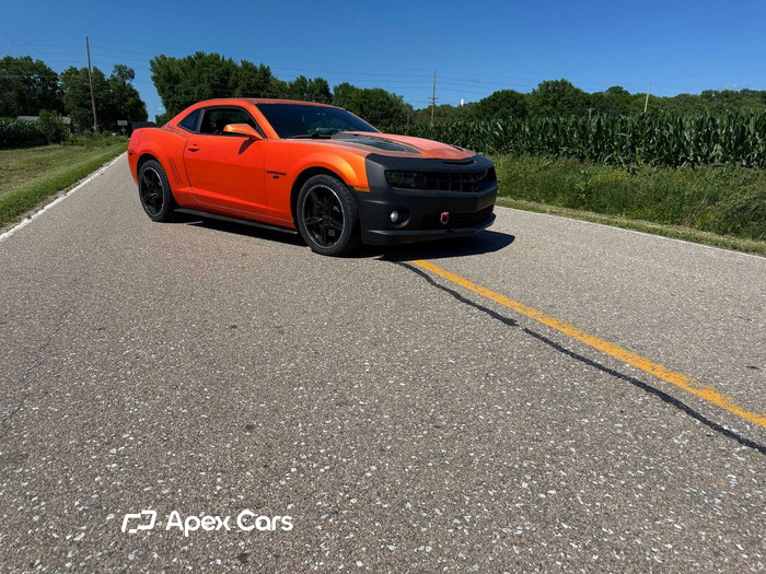 2010 Chevrolet Camaro - Image 1 of 5