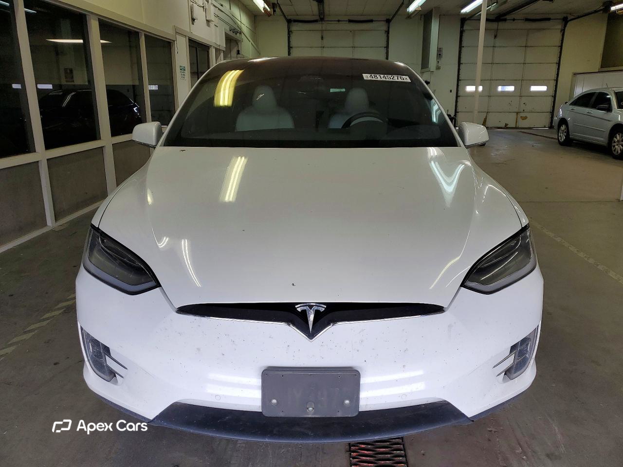 Tesla Model X 2021