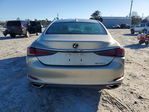 Lexus ES 2019