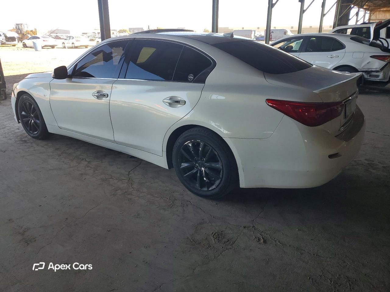 Infiniti Q50 2015