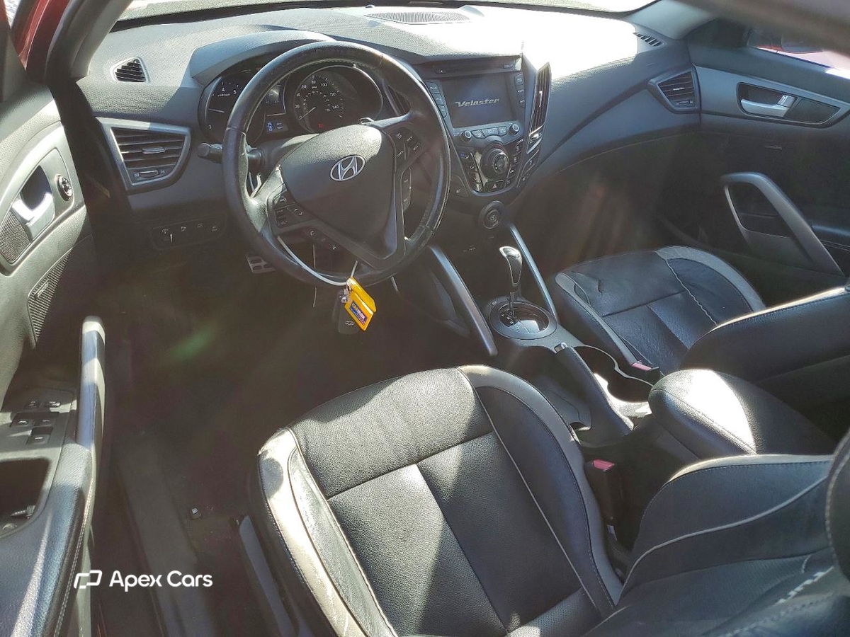 Hyundai Veloster 2013