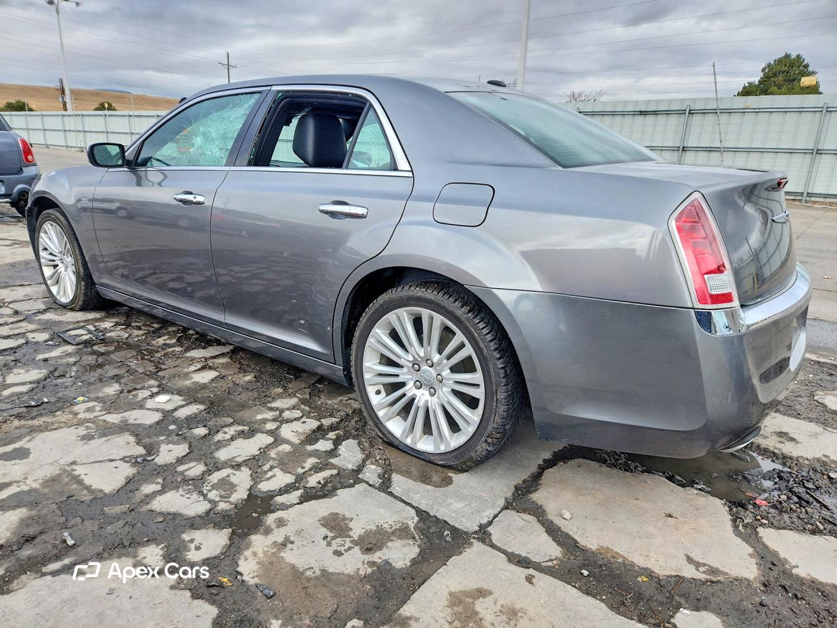 Chrysler 300 2011
