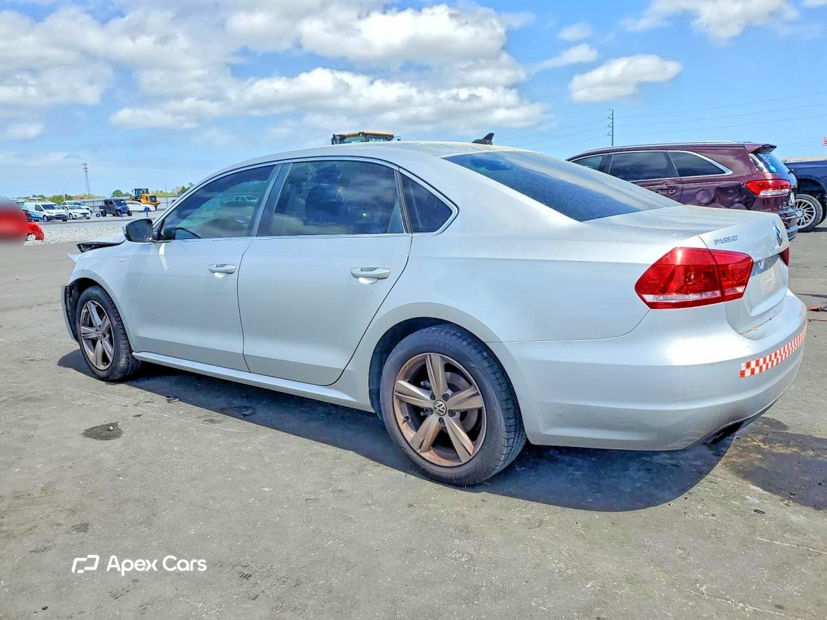 Volkswagen Passat 2014