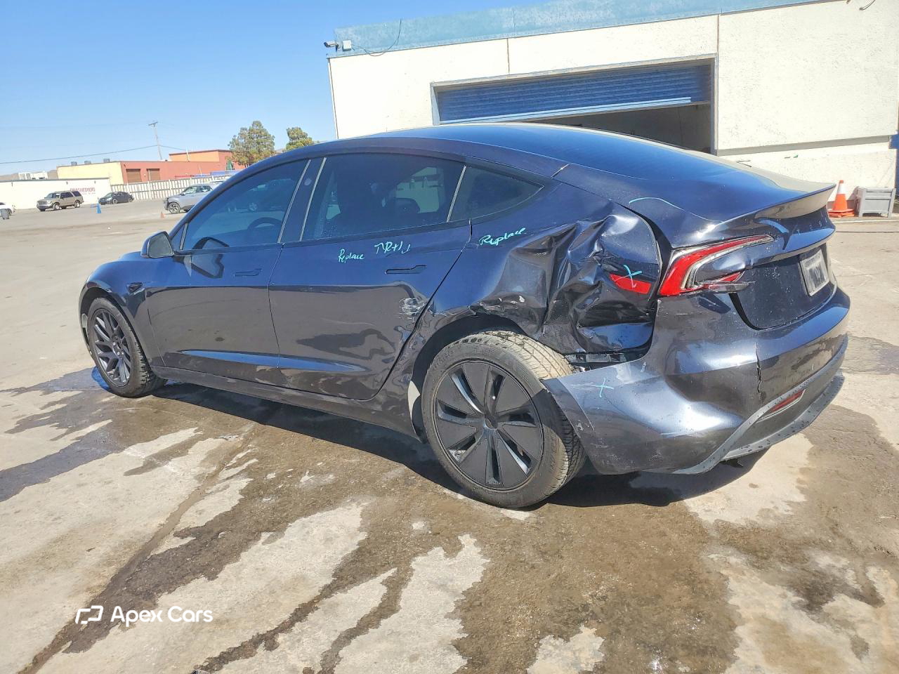 Tesla Model 3 2024