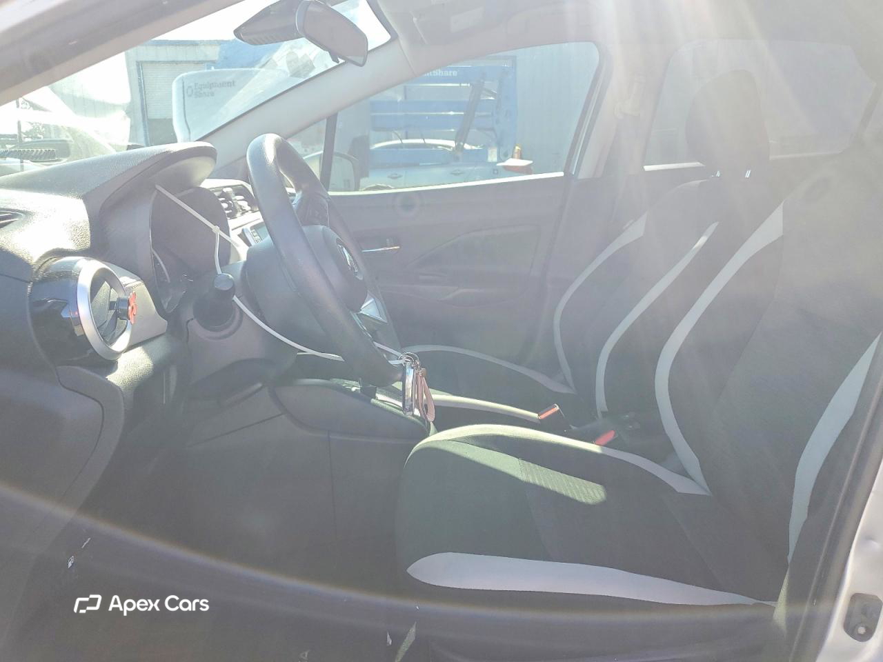 Nissan Versa 2020