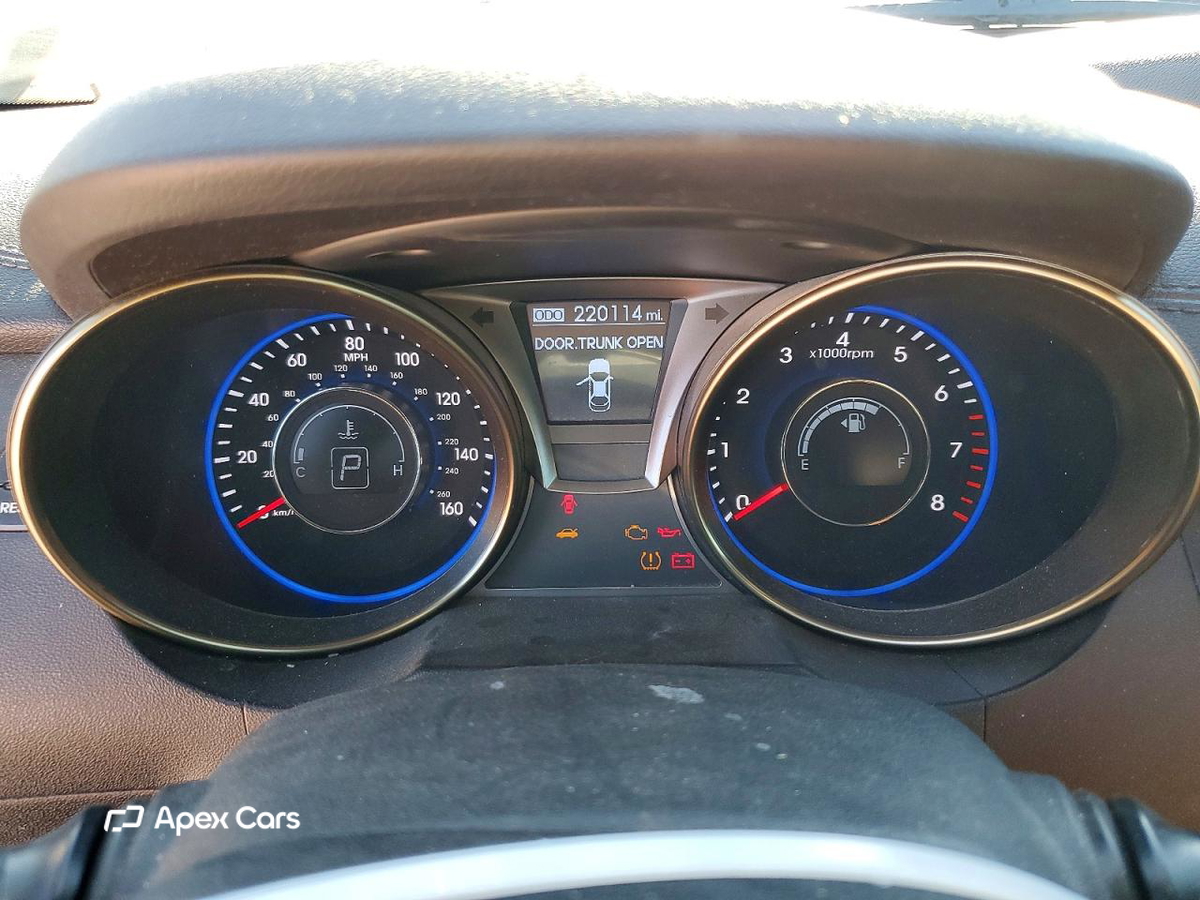 Hyundai Genesis 2013