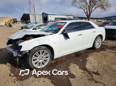 Chrysler 300 2011 - Image 1 of 13