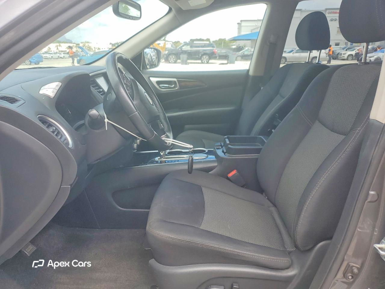 Nissan Pathfinder 2019
