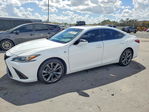 Lexus ES 2019