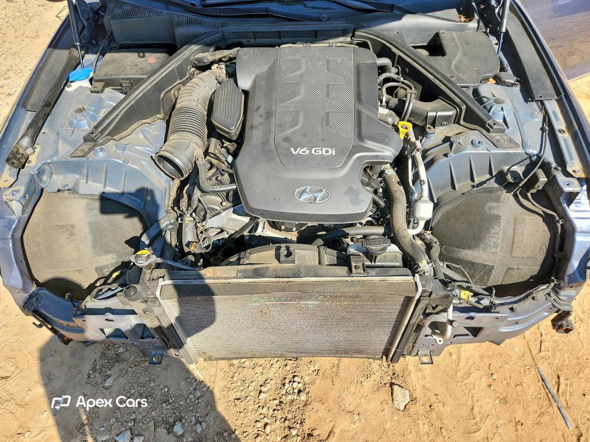 Hyundai Genesis 2016