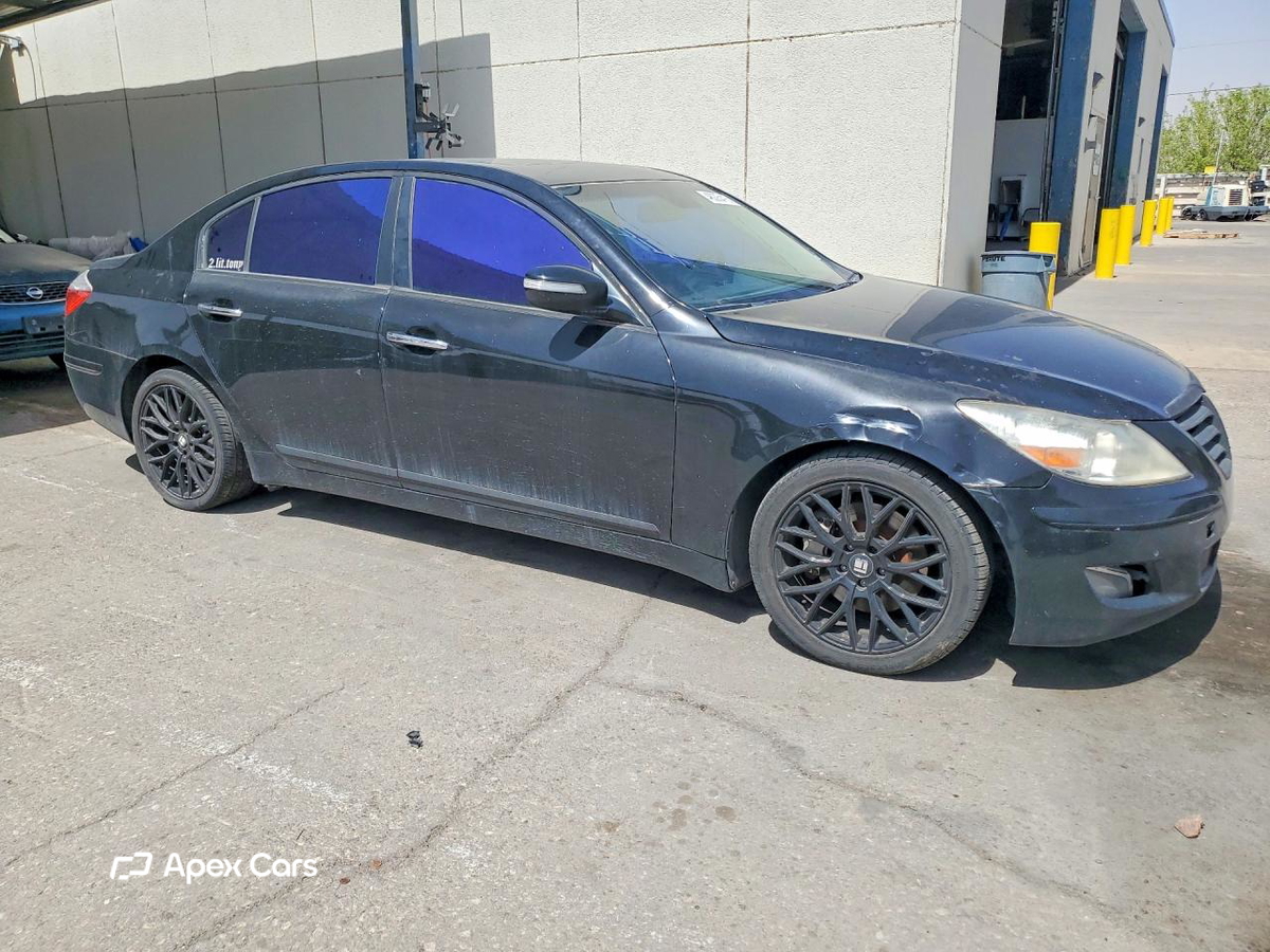 Hyundai Genesis 2010