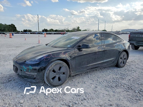 Tesla Model 3 2022 - Image 1 of 13