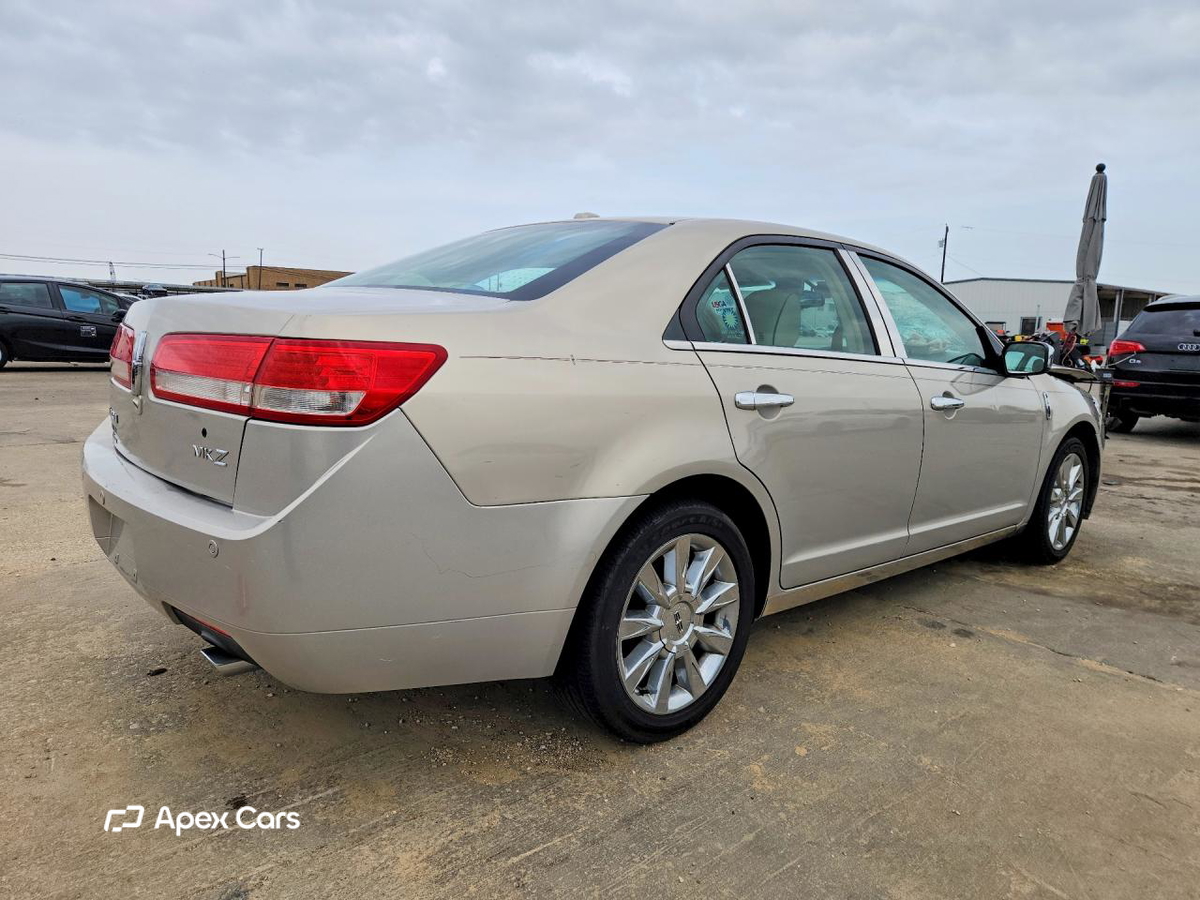 Lincoln MKZ 2010