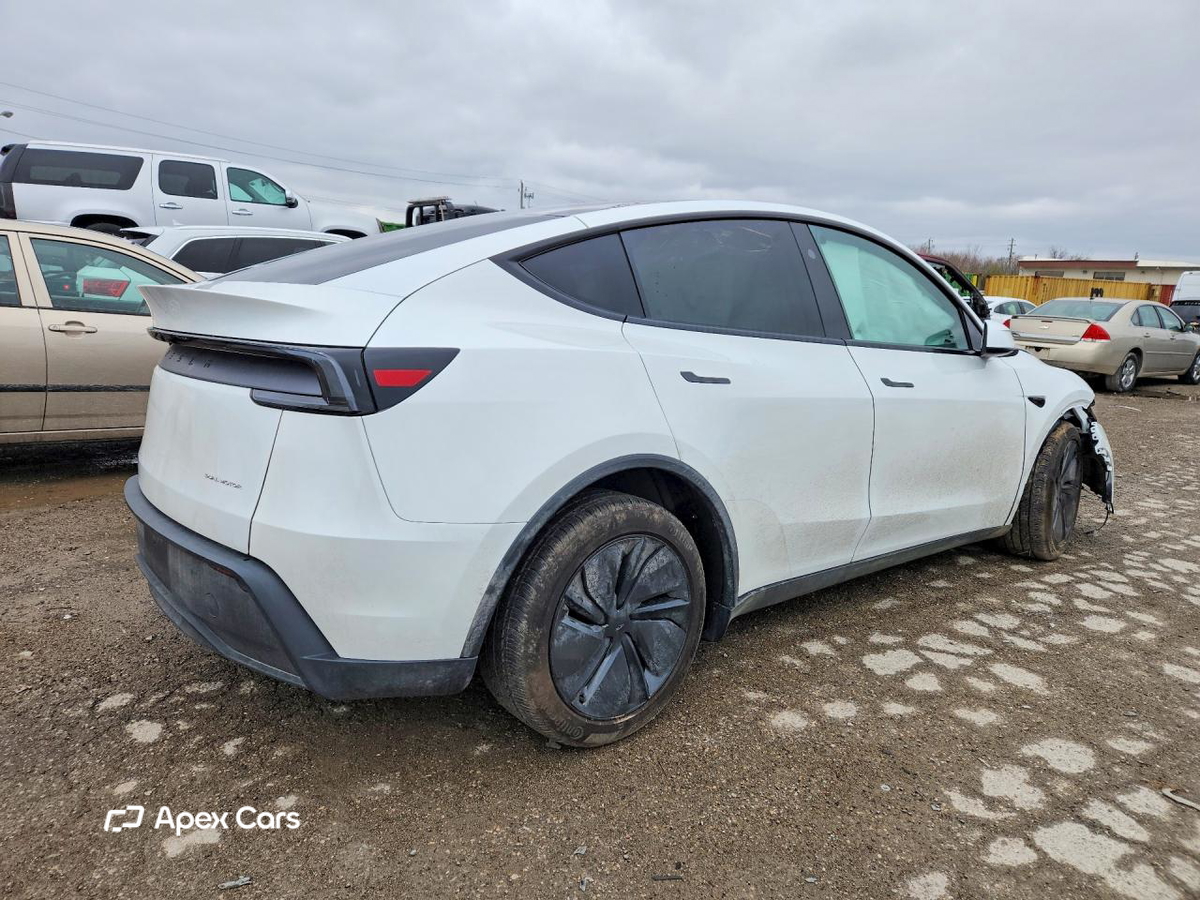 Tesla Model Y 2026