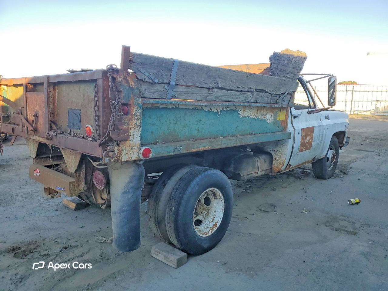 GMC  1975