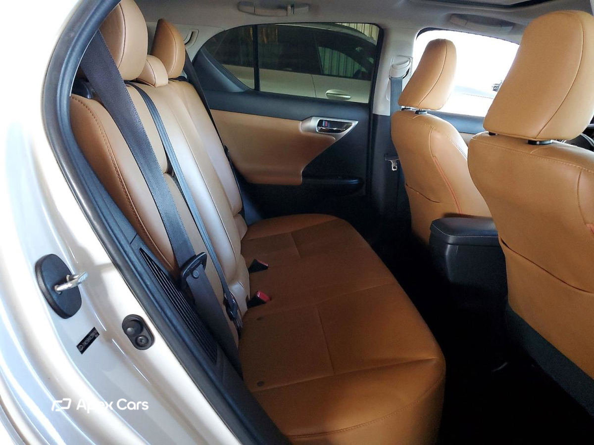 Lexus CT 2012
