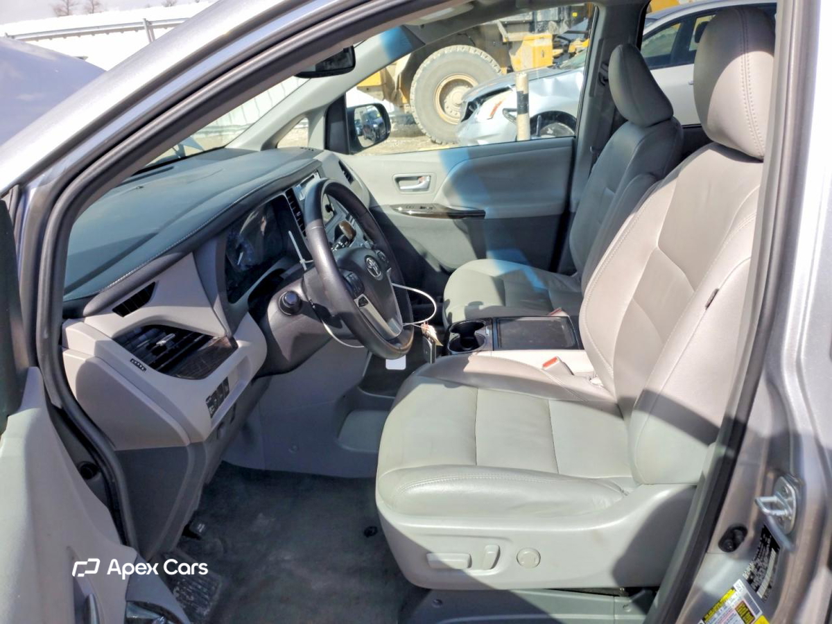 Toyota Sienna 2017