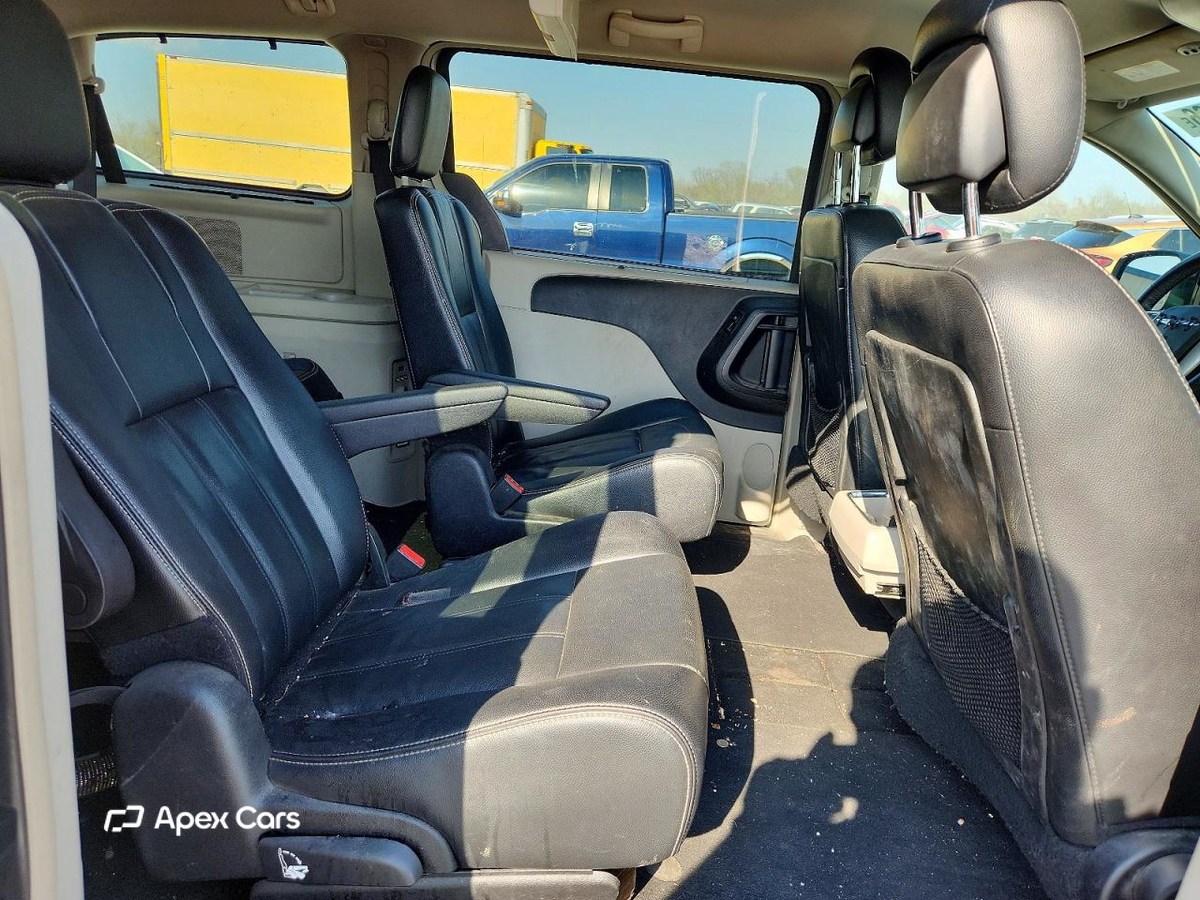 Chrysler Voyager 2014