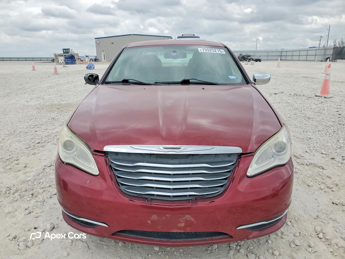 Chrysler 200 2012