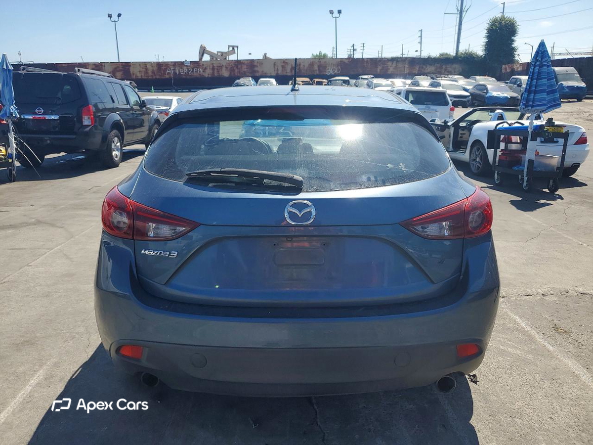 Mazda 3 2016