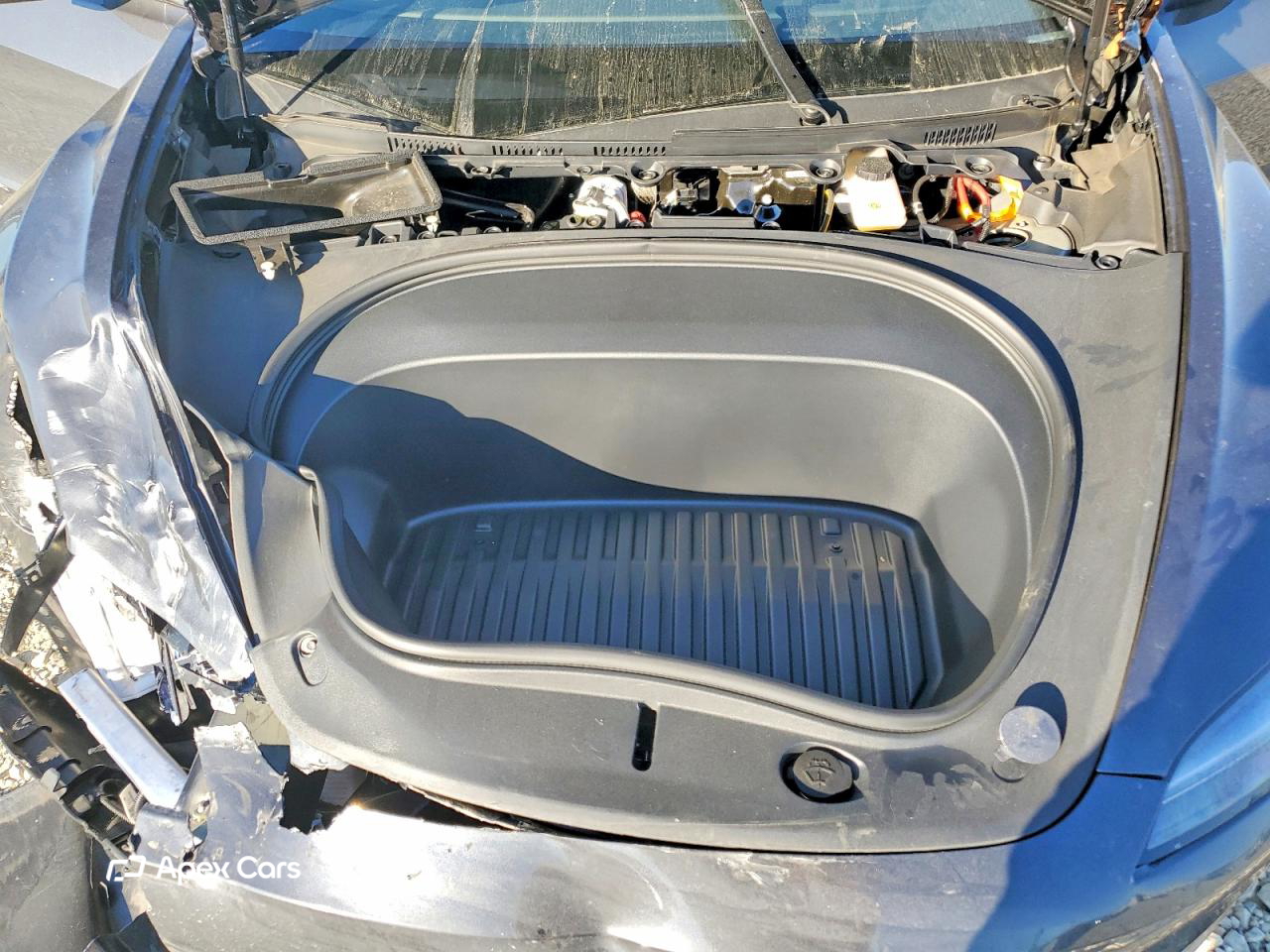 Tesla Model 3 2025