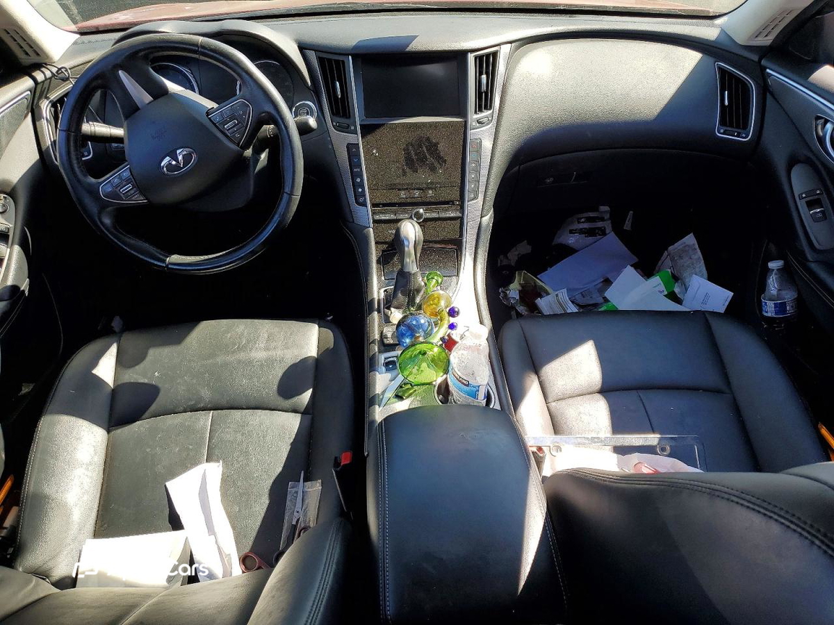 Infiniti Q50 2015