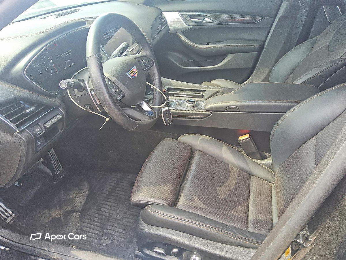 Cadillac CT5 2024